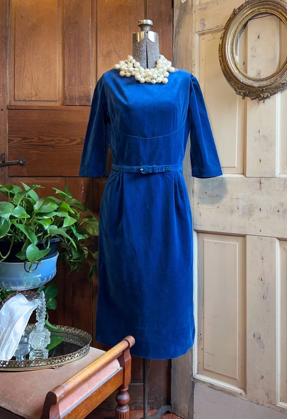 Vintage 1950s blue velvet belted wiggle dress.