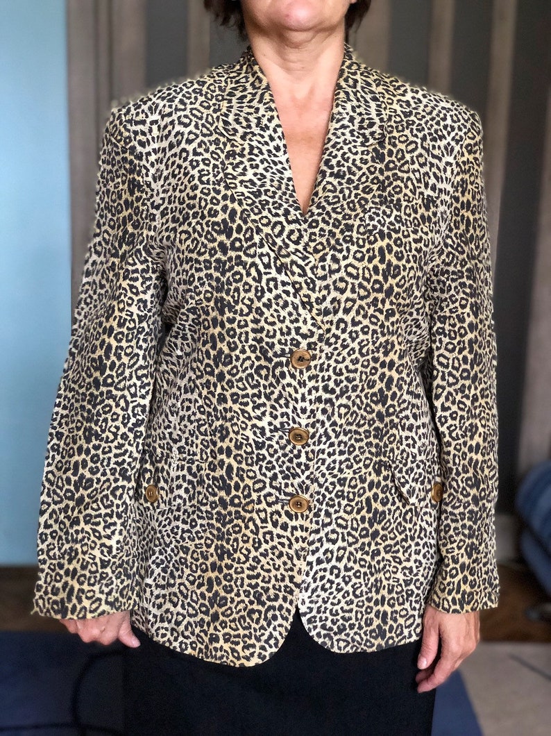 leopard print blazer size 18