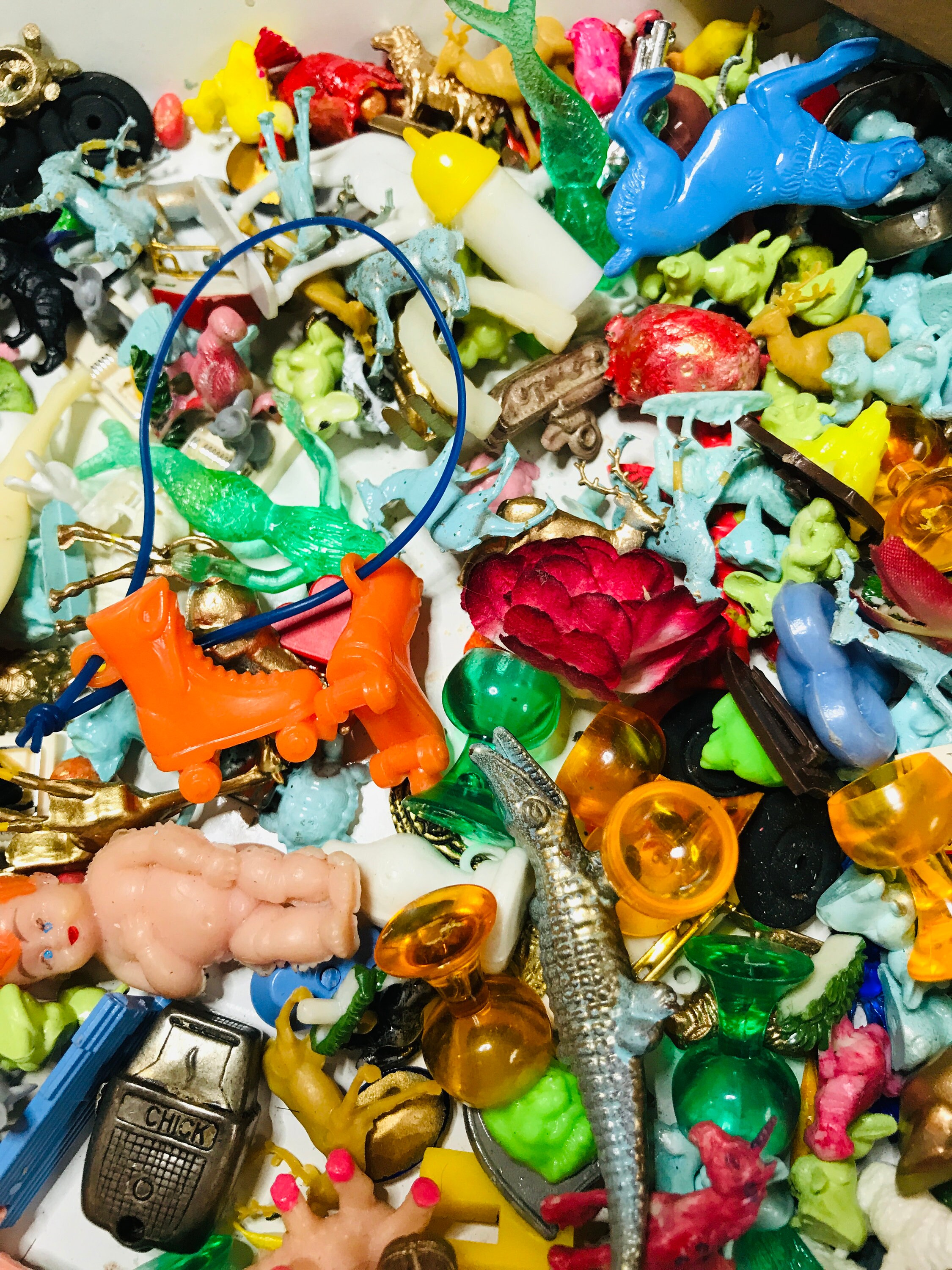 Miniature Plastic Toys, Animals, Game Pieces, Trinkets, Tiny, Fun Toys ...