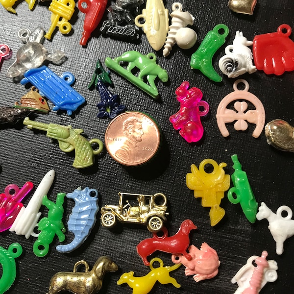 Small, Tiny Charms, Cracker Jacks, Set of Eight Charms, 1950s Nostalgia Toys by VintageStudioSupply