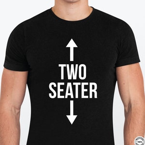 Arquivo de novidade de dois lugares - arquivos de camisa svg - arquivo svg de dois lugares - novidade svg - downloads svg - pronto para imprimir e cortar