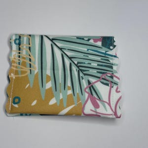Mini billetera con tarjetero, efectivo, tarjetas de visita y tarjetero de regalo Cartera de hule de algodón laminado con hojas de palma y plantas tropicales