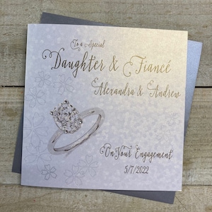 Carte petite-fille et fiancée ou petit-fils et fiancée Bague de fiançailles Design carte personnalisée faite à la main coupe princesse, larme, solitaire image 4