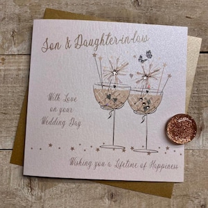 Schwiegertochter und Sohn handgemachte Hochzeit Karte - spezielle Hochzeitskarte - Flöten, Paar, Hut, Schuhe, Strauß
