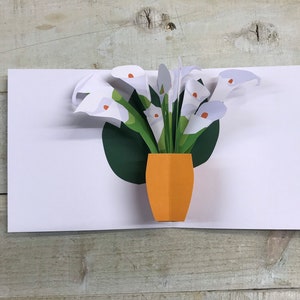 Pop up card - Lys blancs dans un vase design par 2ToTango, fleurs blanches
