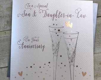 Weihnachtskarte Für Sohn Und Schwiegertochter – Champagner-Design Mit Goldfolie & Glitzer, 25,8 X 16,9 Cm, UK-made