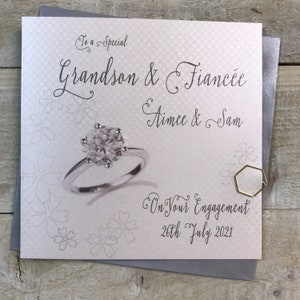 Carte petite-fille et fiancée ou petit-fils et fiancée Bague de fiançailles Design carte personnalisée faite à la main coupe princesse, larme, solitaire image 2