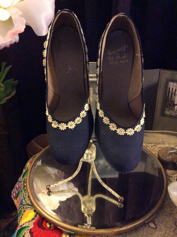 Vintage shoes, vintage ladies shoes, 1950s shoes,