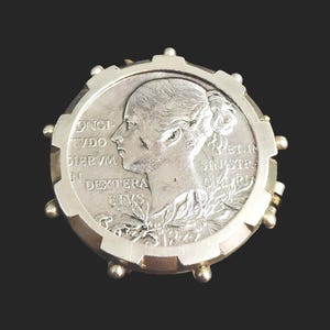 1837-1897 Queen Victoria 925 Silver Mounted Coin Brooch Diamond Jubilee Medal