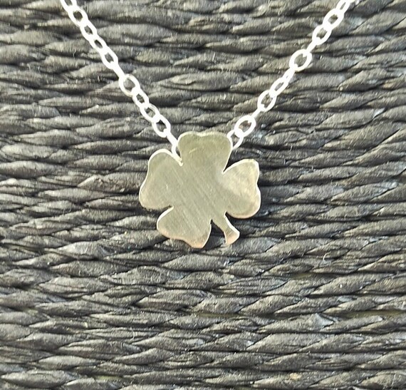Delicate 925 Sterling Silver Shamrock Necklace Four Leaf Clover