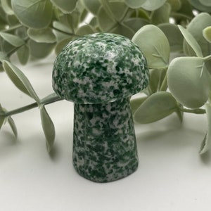 2" Tree Agate Mushroom // Mushie // Fairy Garden Decoration // Carving // Crystal // Healing // Natural