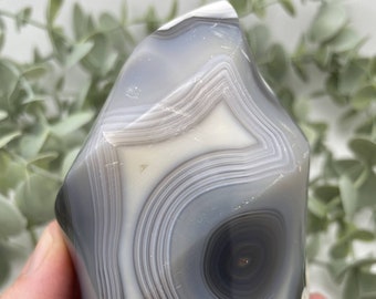 Orca Agate Flame // Carving // Reiki // Chakra // Healing Crystals // Natural // Video