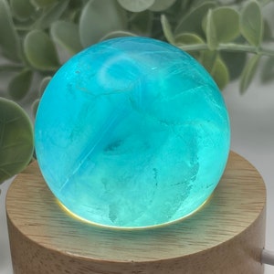 42mm Blue Fluorite Sphere // Ball // Orb //Healing// Natural // Video image 1