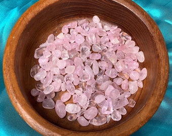 Rose Quartz Crystal Chips // Tumbles // Tumbled stones // Crystals // Gemstones // Jewelry Making // Candle making