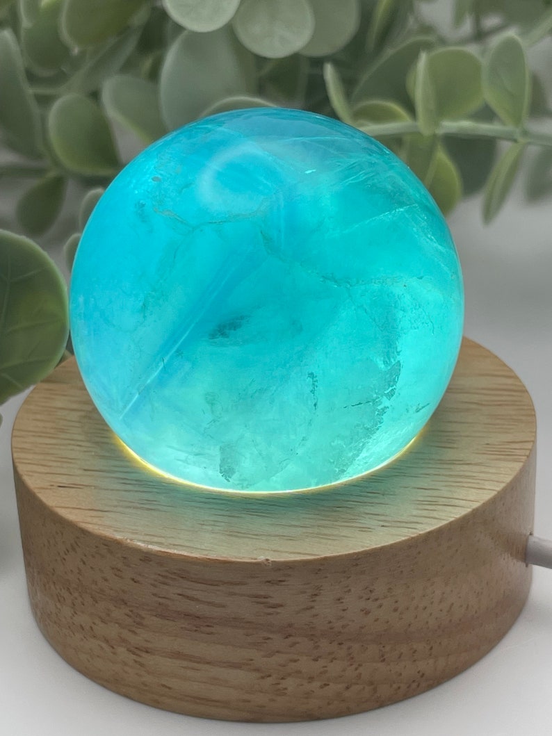 42mm Blue Fluorite Sphere // Ball // Orb //Healing// Natural // Video image 1