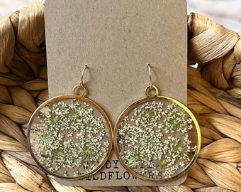 Queen Anne's Lace Real Flower Resin Earrings | Gold Earrings with Pressed Flowers | Floral Hoop Earrings with Dried Flowers