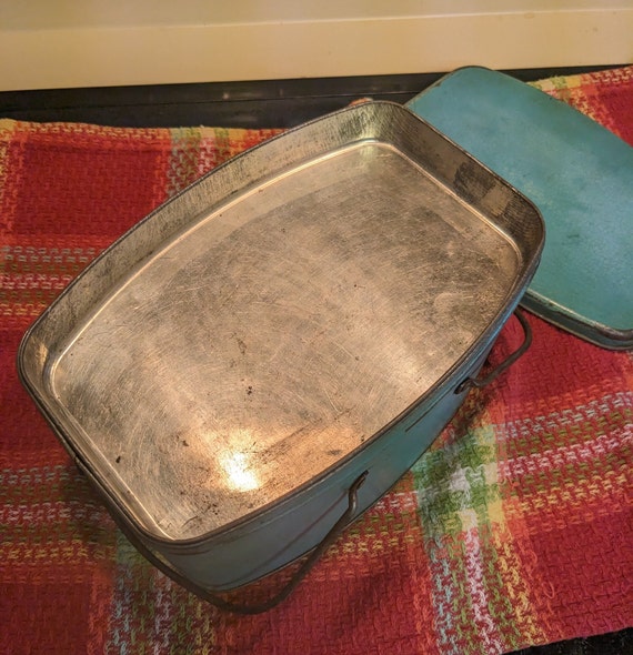 1940s Antique Metal Lunch Box with Insert and Han… - image 5