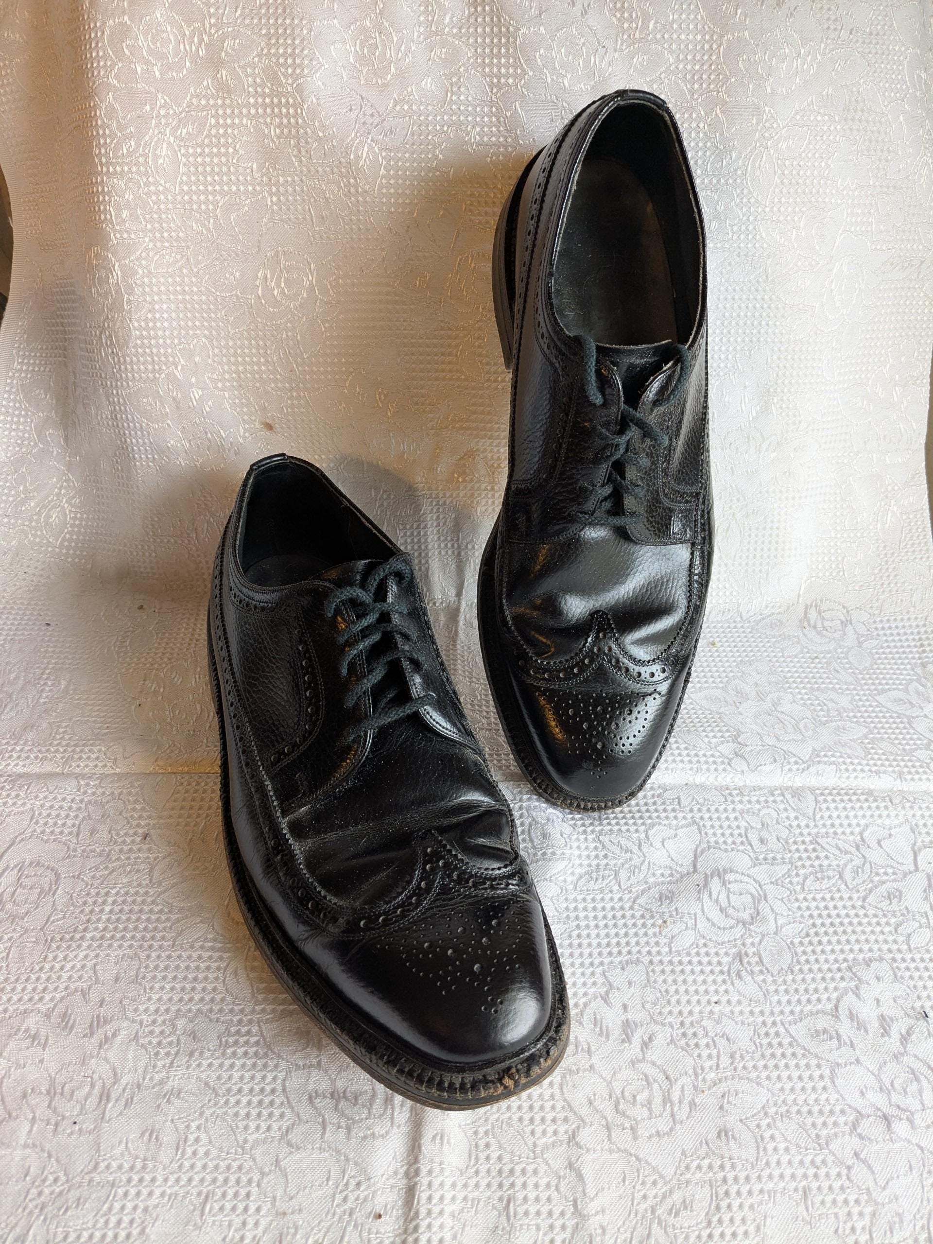 Vintage Black Leather Wingtip Shoes Size 11 EU 44 Cat