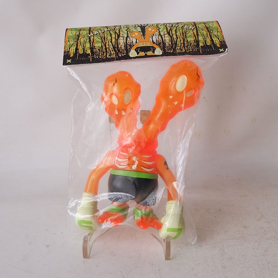 ①SUPER SIZED フィギュア TOYTOKYO secret base ①SUPER SIZED フィギュア TOYTOKYO secret base