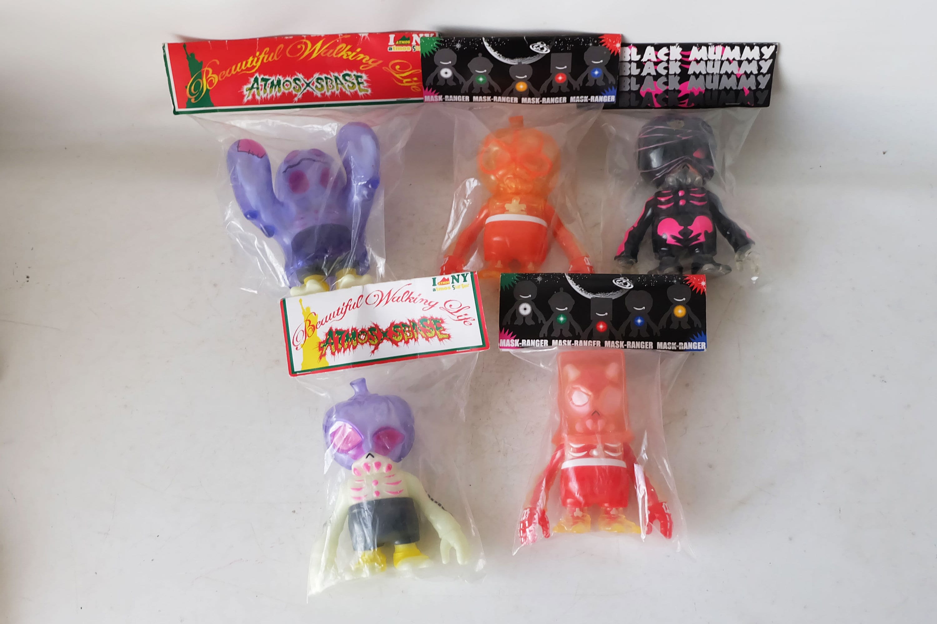 新品未開封 emDASH x SNKRDUNK Soft Vinyl Toy 新品未開封 emDASH x SNKRDUNK Soft Vinyl Toy