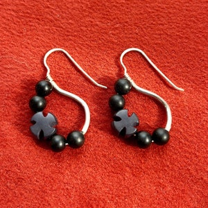 Graceful sterling silver and onyx earrings