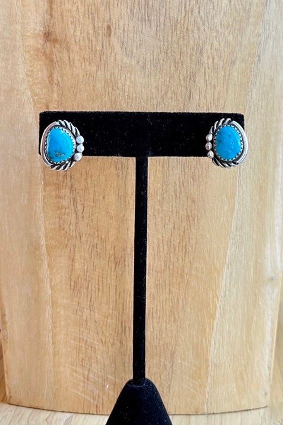 Beautiful vintage sterling and turquoise post ear… - image 2