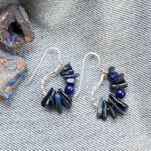 Graceful Sterling Silver and Lapis Lazuli earrings