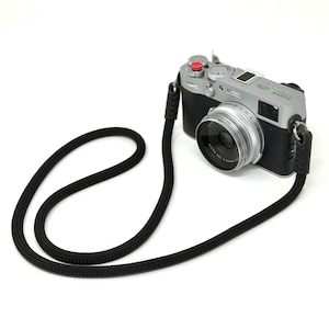 CORDY SLIM - Tracolla per fotocamera in corda intrecciata nera di alta qualità fatta a mano e pelle italiana