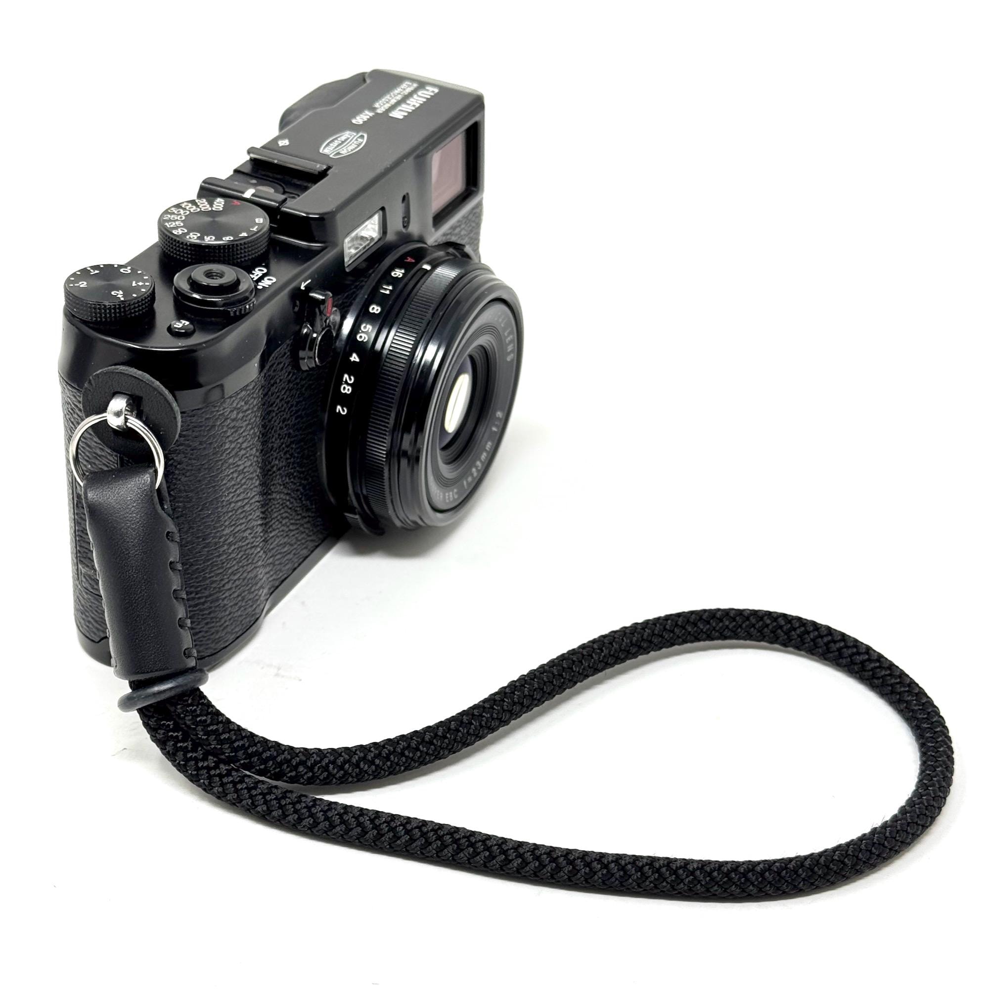 富士フイルム - kenn、X100F ブラック（丸紐ストラップ、箱/取説など一式） kenn様専用、X100F ブラック（丸紐ストラップ、箱/取説など一式）