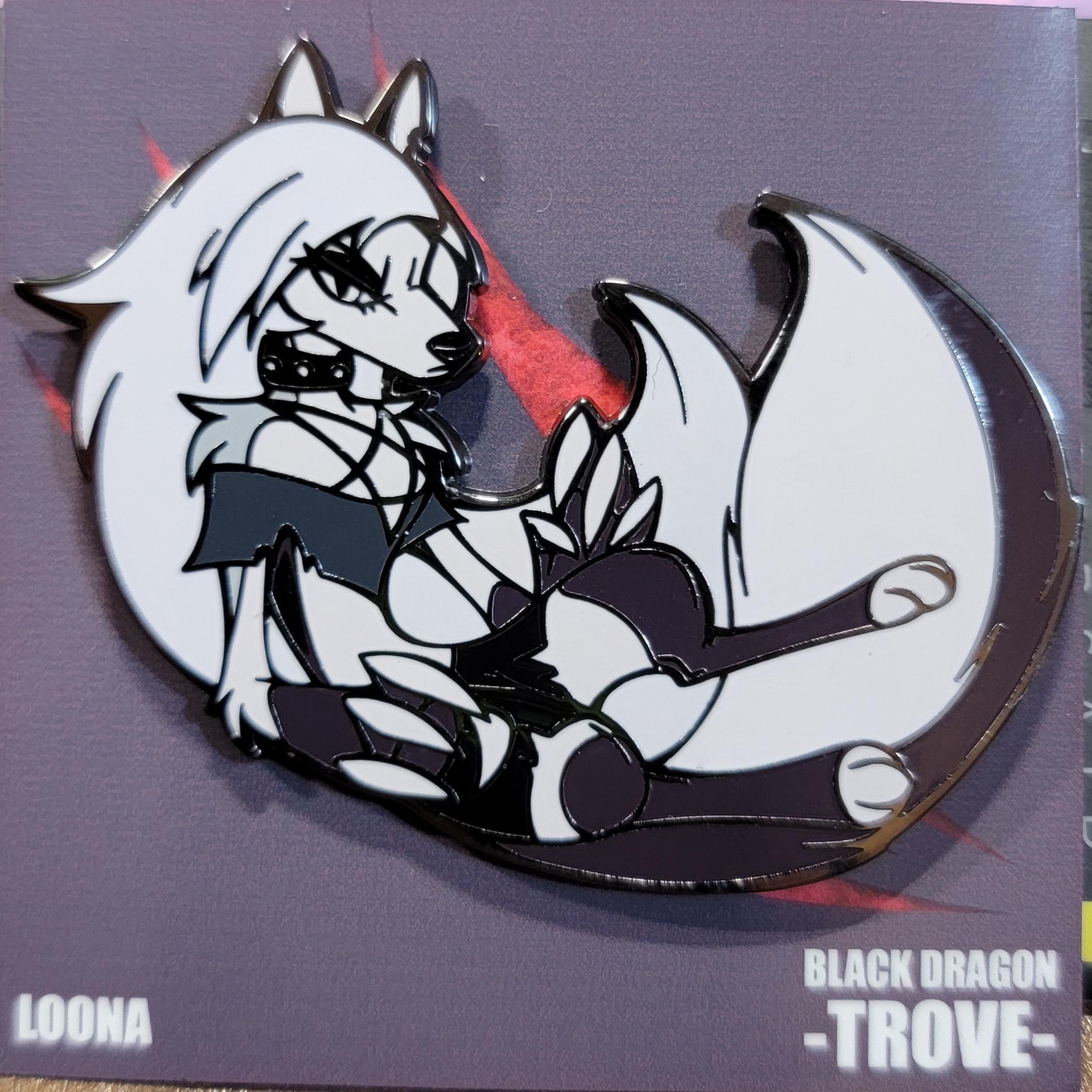 Loona Pin - Etsy