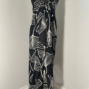 NEW! Rayon Hawaiian Print Limited! Black with White Ginko  Pareo  / Sarong / Beach Cover up or Wrap