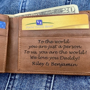 Cartera personalizada para hombre • Cartera personalizada • Cartera de cuero personalizada • Cartera personalizada para hombre • Grabado • Doble pliegue con ranura para identificación