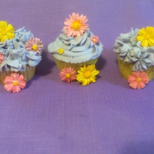 Gumpaste Flowers -Cake Decorations/ Cupcake Toppers