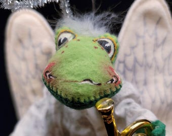 Vintage 1998 Annalee Felicity Frog Angel Doll with Trumpet