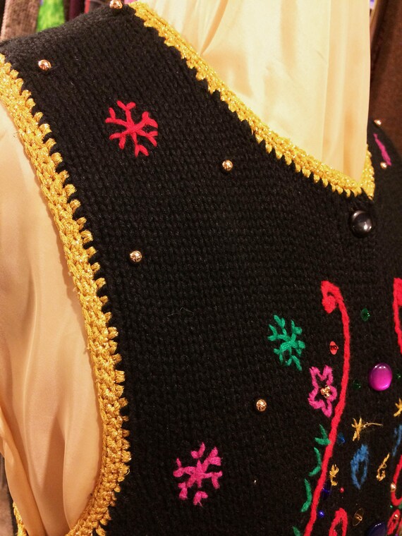 Vintage Embroidered and Beaded Holiday Sweater Ve… - image 4