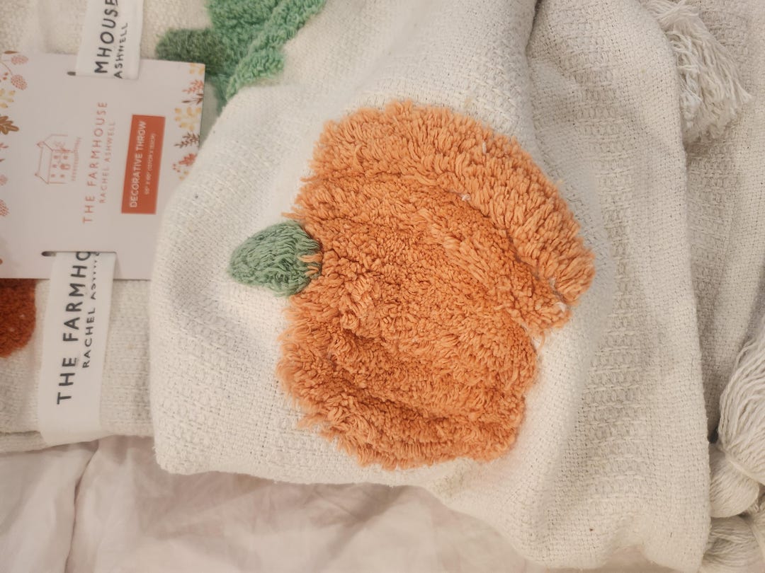 Rachel Ashwell Farmhouse Pumpkin Throw: Knit Fall Blanket With Tassels ...