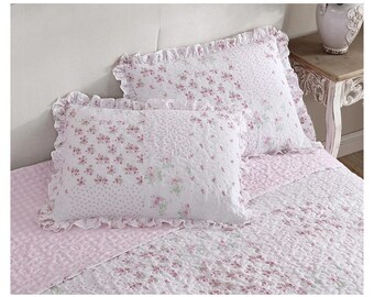 Twin size shabby chic pink floral reversible quilt rachel ashwell cozy lightweight blanket sham