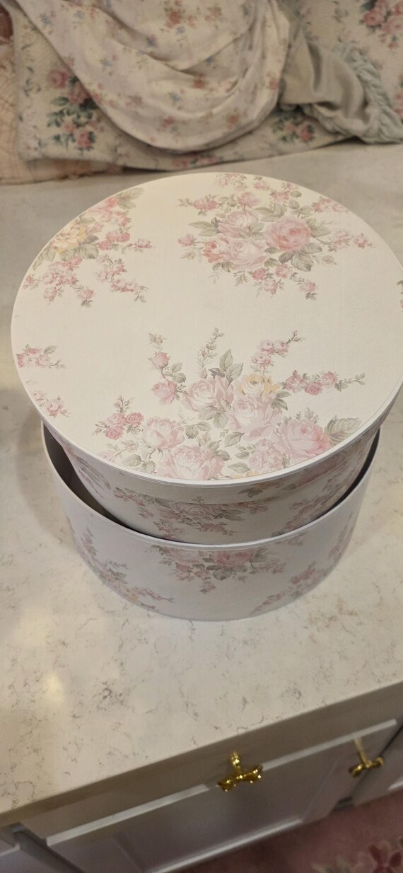 Three hatboxes shabby chic - image 5