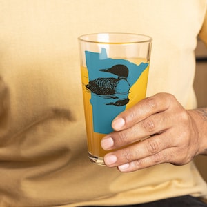 Minnesota Common Loon - 16 Oz. Pint Glass - Beer Christmas Birthday Father&#39;s Day Midwest Lake Life Gift
