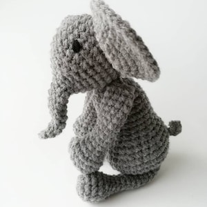 Elephant Baby Rattle/ Baby Toys/ Crochet Elephant/ Stuffed Animals/ Toys for babies/ Amigurumi Elephant/ Baby Shower Gift/ Crochet Animal