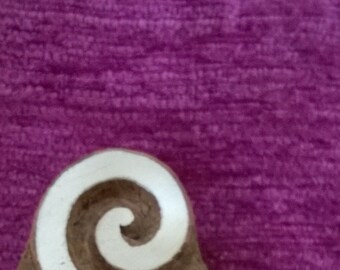 Triple spiral celtic triskele indian carved wooden stamp, pottery stamp, textile stamps, wooden printing block, tjaps