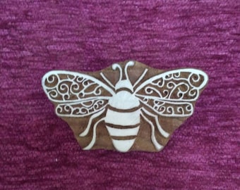 Sello de madera con forma de insecto: Estampado textil de libélula, batik.