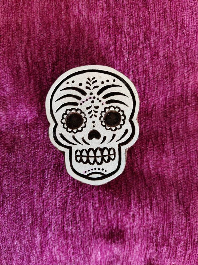 tjaps sugar skull Indian wooden hand carved wood block stamp pottery stamps textile stamps fabric stamps