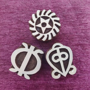 Hand Carved Adrinka Symbol Wood Stamp: Pottery & Textile Block