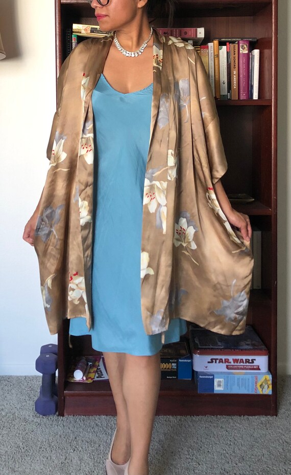 NWT Vtg Lingerie Cacique Floral SILK robe! (L)