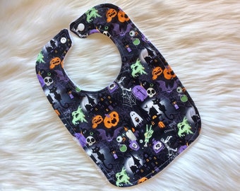 Śliniaczek dla niemowląt, śliniaczek na Halloween, dziecko na Halloween, pierwsze Halloween, strój na Halloween, cukierek albo psikus, moje pierwsze Halloween, nawiedzony dom, upiorne dziecko