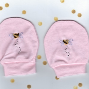 Baby Mittens, Hospital Mittens, Embroidered Mittens, Pink Mittens, Baby Accessories, Bumble Bee Clothing, Newborn Mittens, Winter Gloves