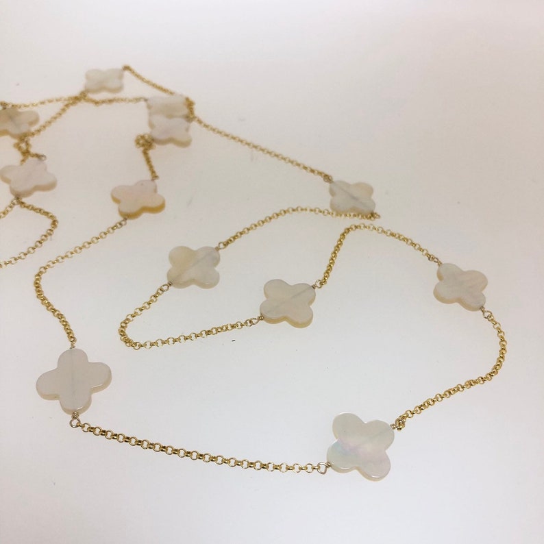 White Mother of Pearl 14mm, Clover Necklace, Layering Necklace