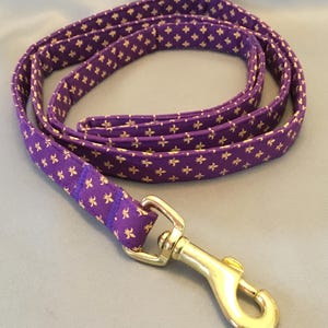 Bayou Angel Handmade Cotton Fleur de Lis Yellow on Purple Dog Leash, LSU colors dog leash, brass snap hook, nickel snap hook, Mardi Gras image 4