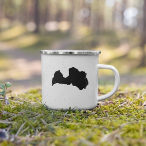Silhouette von LATVIA Camping Becher